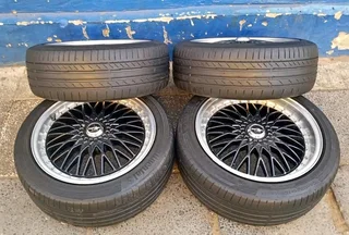 A set of 17 inch original Eagle rims universal PCD 5x112 / 5x100 PCD with continental tyres