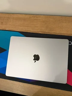 MacBook Air 15&#34; M3 (2024) – 16GB RAM / 512GB SSD 1-month old, like new.