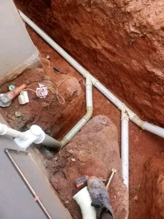 BLOCK DRAIN PLUMBER AT KEMPTON