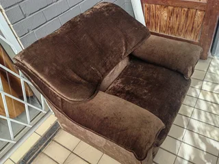 Couches - Ad posted by Denice Olivier