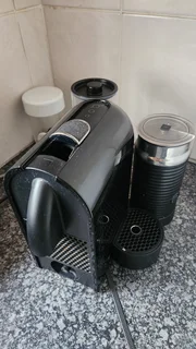 Nespresso U&amp;Milk Coffee Machine