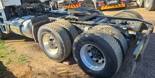 FREIGHTLINER ISX 500