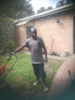 I am looking for job