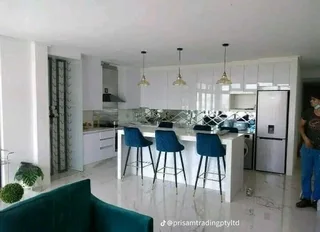 Built in kitchen cabinets