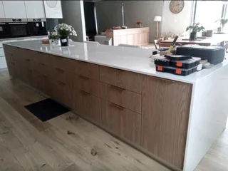 Bulit in kitchen cabinets