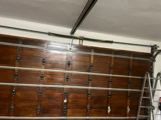 Garage door repair &amp; motor