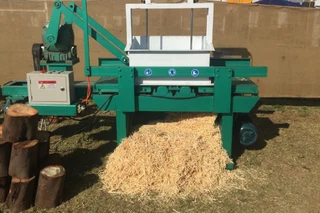 Wood Shavings Machine green