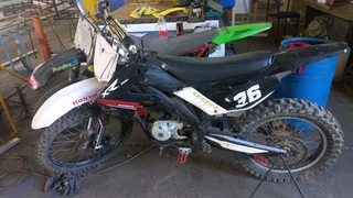 Honda XR200R