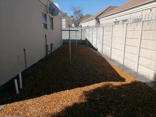 Supply and installation pebbles stone