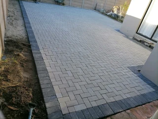 Paving installations