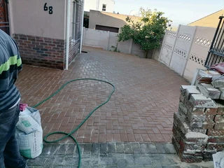 Paving installations