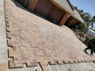 Paving installations