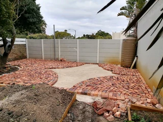 Hulf bricks paver