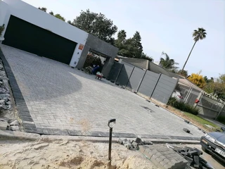 Paving installations