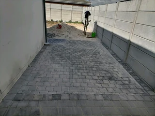 Paving installations