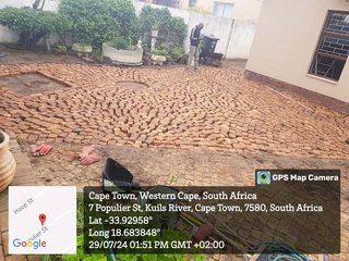 Wheatstone hulf bricks paver