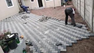 Paving installations