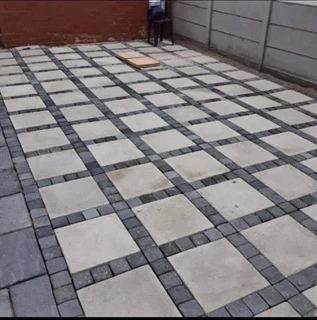 Paving installation