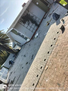 Paving installations