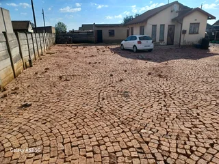 Pavement installation