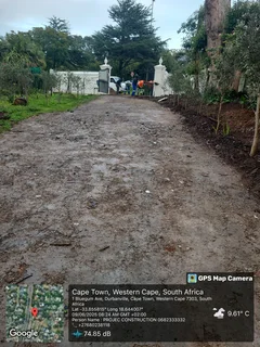 Wheatstone half bricks paving