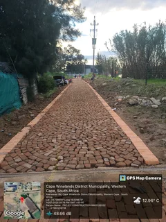 Half brick paver