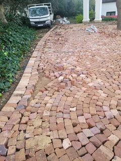 Half brick paver