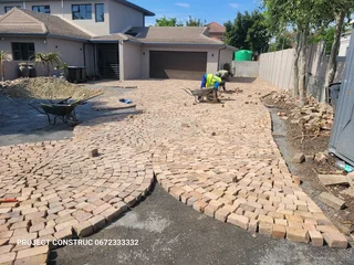 Half bricks paver