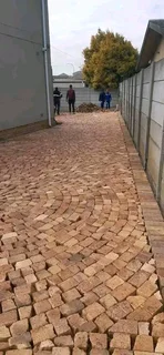 Paving installation