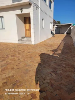 Paving installation