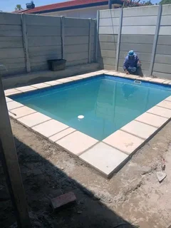 Swimming pool installation