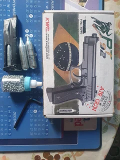 Co2 airsoft full metal pistol