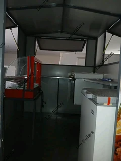 Lee mobile kitchen trailers