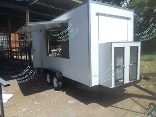 Lee mobile kitchen trailers and mobile bar for business