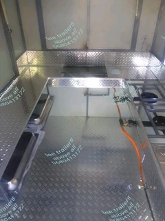 Lee mobile kitchen trailers and mobile bar for business