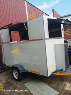 Lee mobile kitchen trailers
