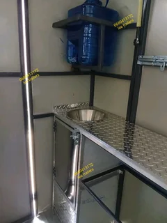 Mobile kitchen trailers