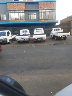 Bakie and truck for hire long distance and short distance