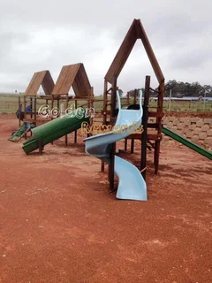 Jungle gyms and play houses, roundabouts