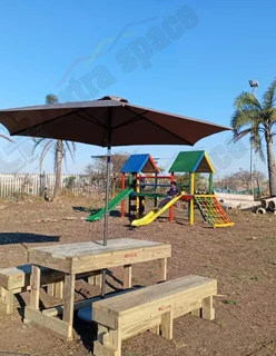 Nutec  Clasrooms, ablution blocks