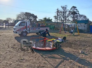 Nutec  Clasrooms, ablution blocks