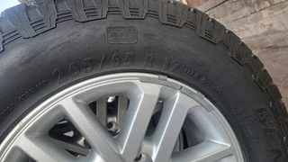 Toyota silver mag &amp; 265/65R17 General grabber . Leave your whatsapp number if interested.