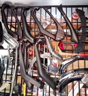 Single cap sidestep for Isuzu, Ford Ranger, Hilux, Mazda, Nissan Navara. leave your whatsapp number