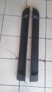 Single cap sidestep for Isuzu, Ford Ranger, Hilux, Mazda, Nissan Navara. leave your whatsapp number