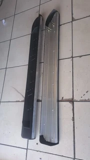 Single cap sidestep for Isuzu, Ford Ranger, Hilux, Mazda, Nissan Navara. leave your whatsapp number