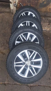 18 inch Toyota Hilux/Fortuner mag &amp; General grabber. Leave your whatsapp number if interested