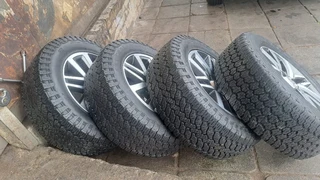 18 inch Toyota Hilux/Fortuner mag &amp; General grabber. Leave your whatsapp number if interested