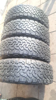 255/75R17 Bfgoodrich tires 90% thread left. Leave your whatsapp number if interested.