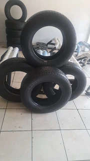 265/60R18 Brand New Continental Cross Contact tires. Leave your whatsapp number if interested.