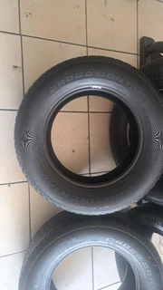 265/60R18 Brand New Continental Cross Contact tires. Leave your whatsapp number if interested.